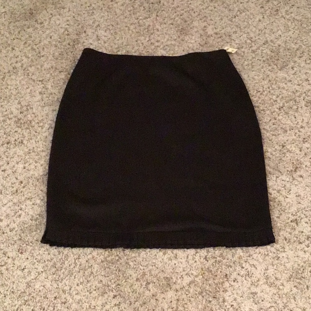 Ladies dark brown skirt